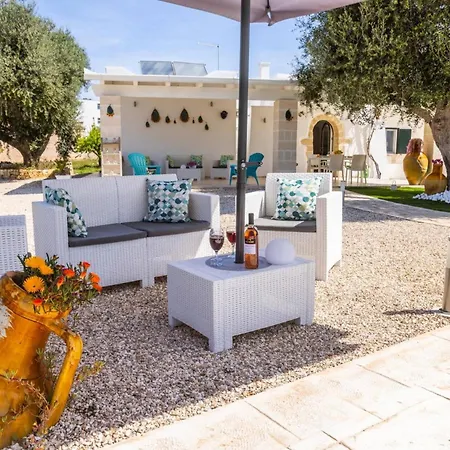 Tiffany By * Carovigno